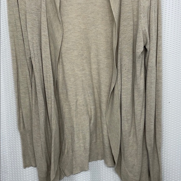 Cardigan - Picture 2 of 3